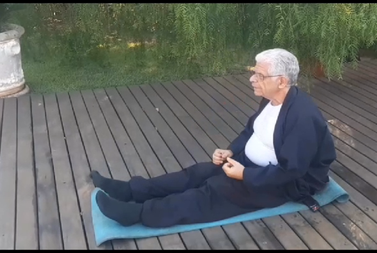 Tai_Chi_Sentado_First_Frame